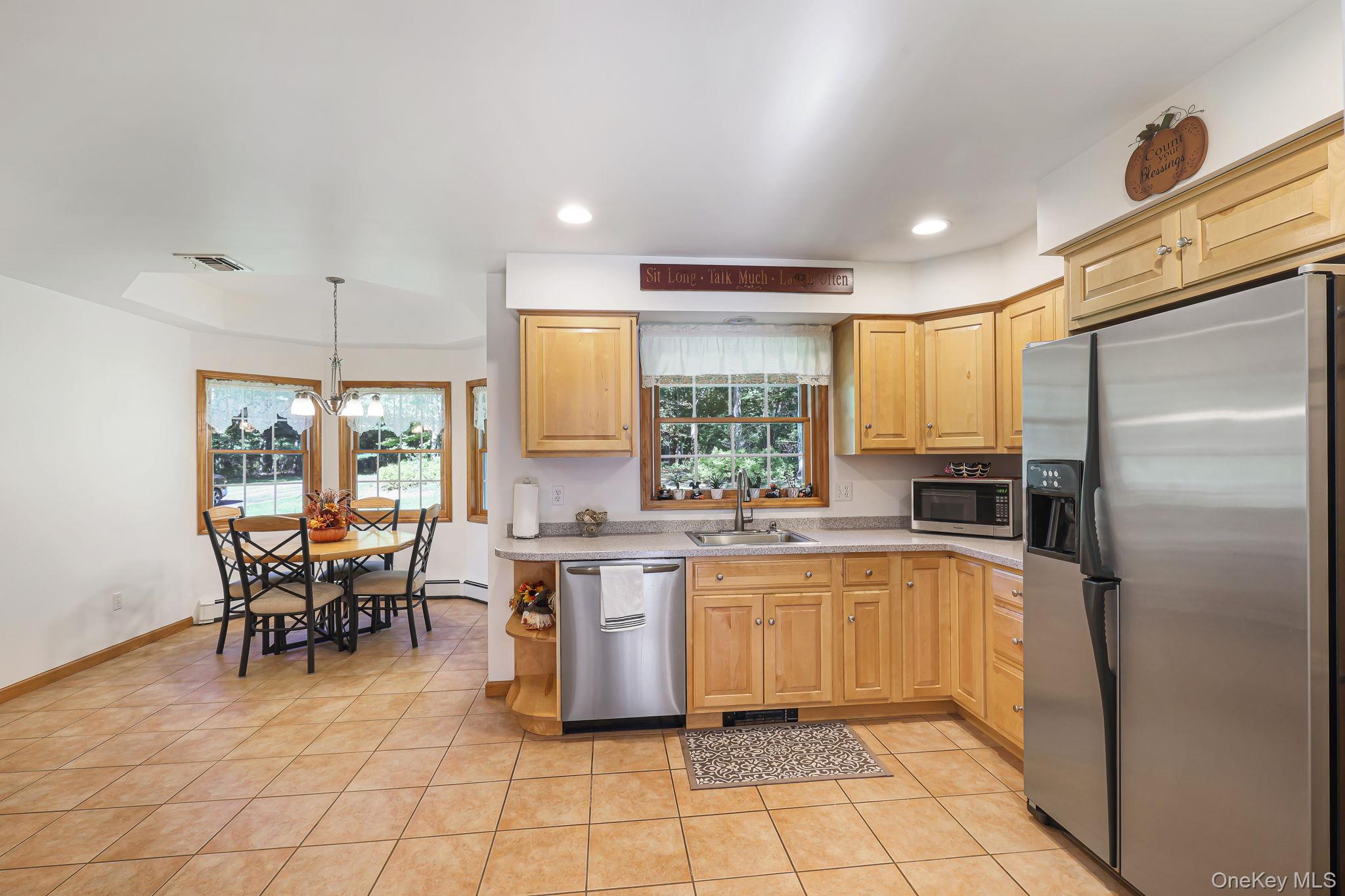 700 Oregon Trail – For Sale photo 6