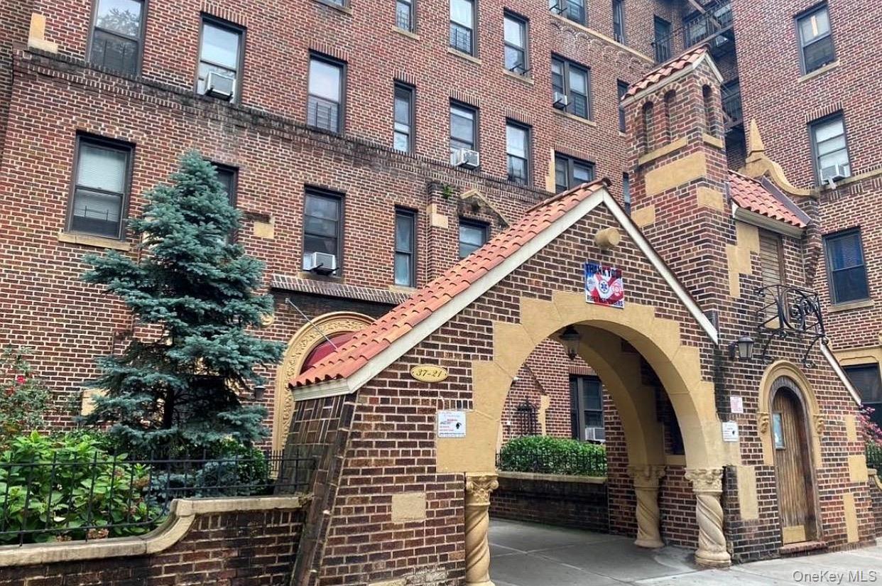 37-21 80th Street, Unit 2I
