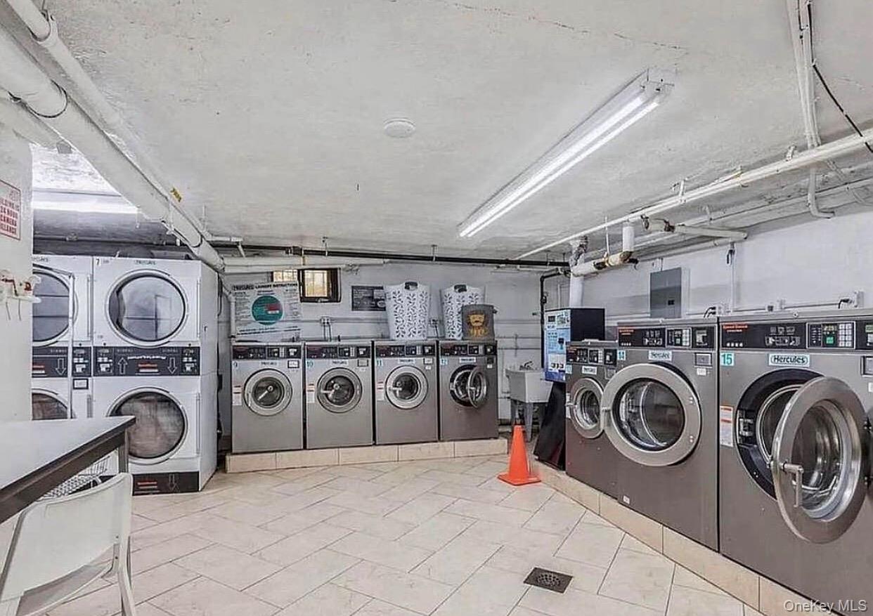 37-21 80th Street, Unit 2I photo 4