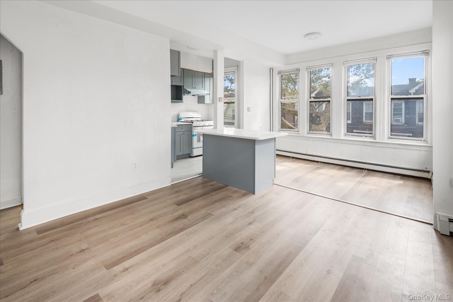 88-49 81st Avenue, Unit 2F photo 3