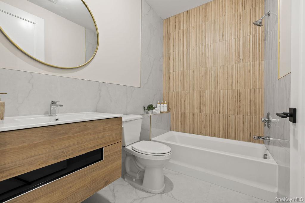 17 Lazer Court, Unit 103 photo 18