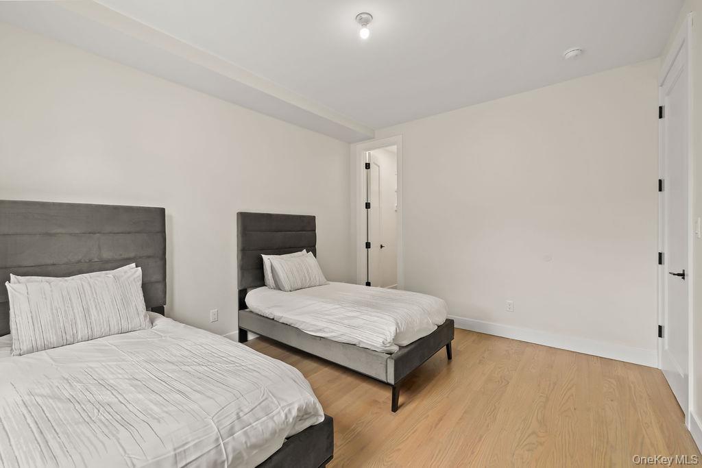 17 Lazer Court, Unit 103 photo 15