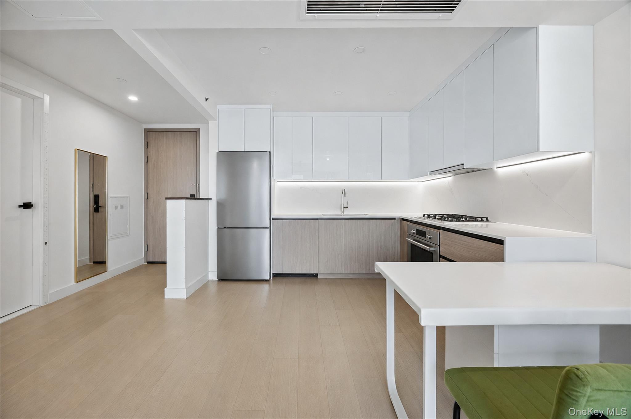 14449 Northern Boulevard, Unit 608 photo 12