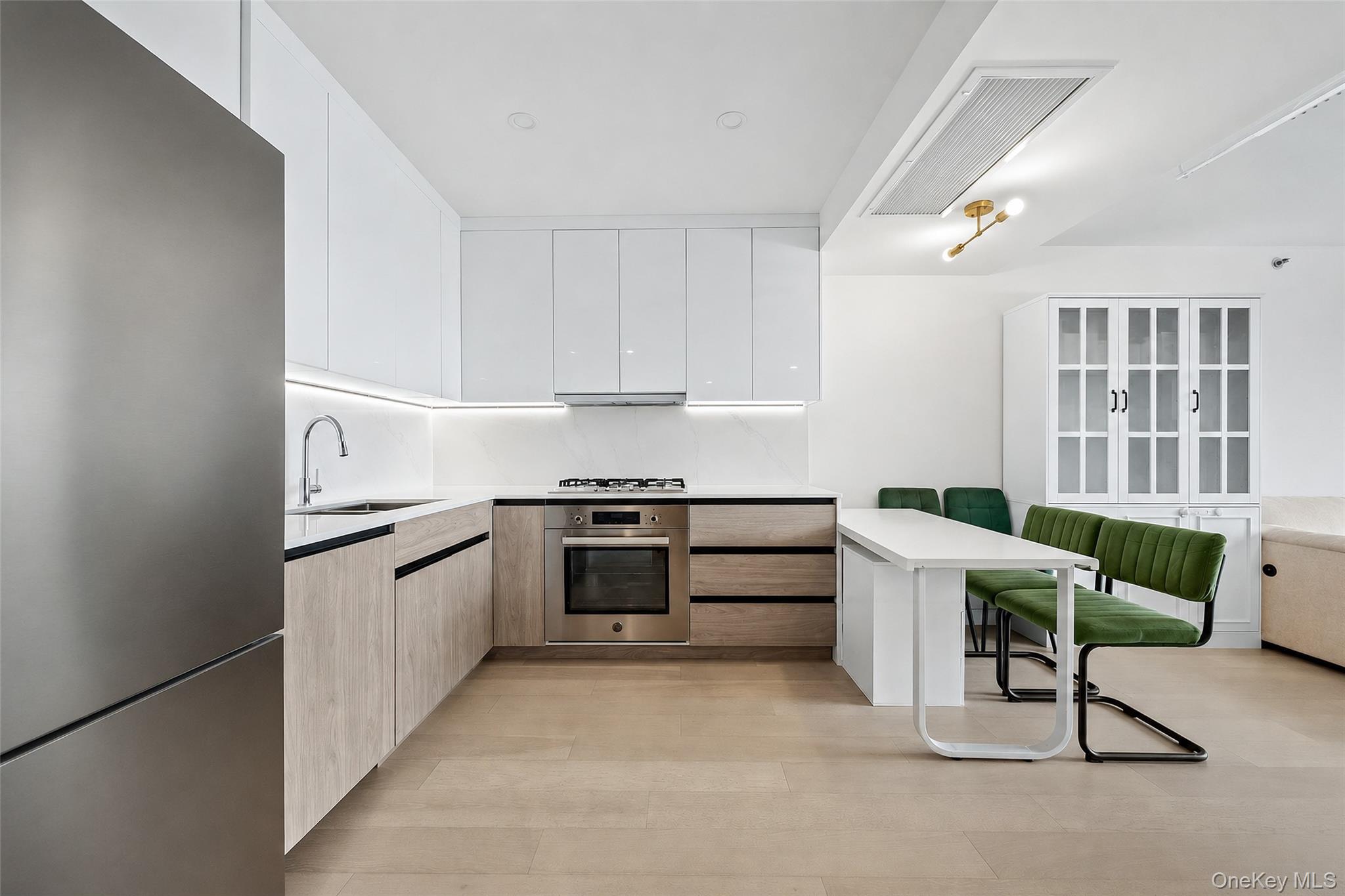 14449 Northern Boulevard, Unit 608 photo 10