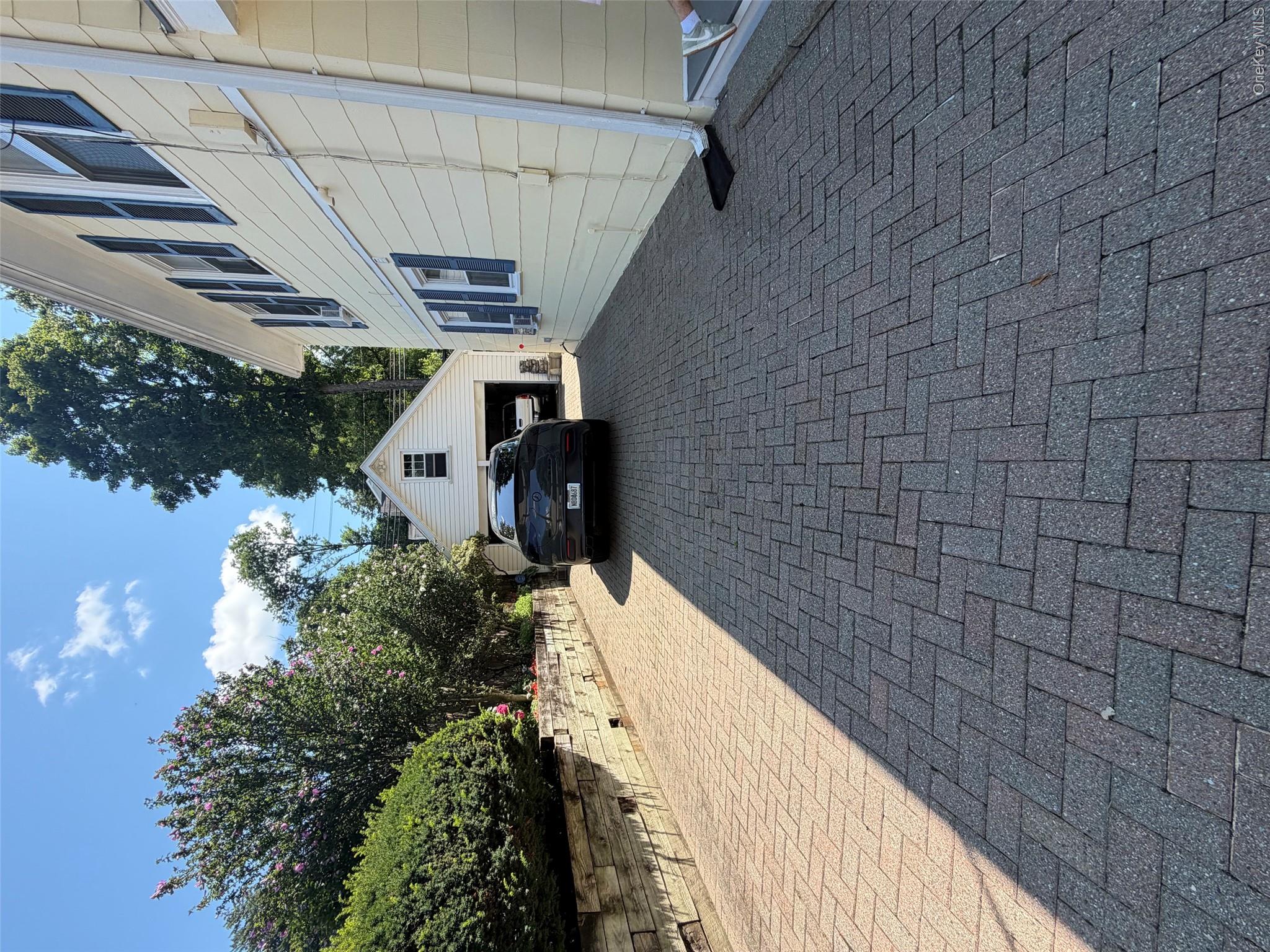 85 Babbitt Road, Unit 2 photo 2