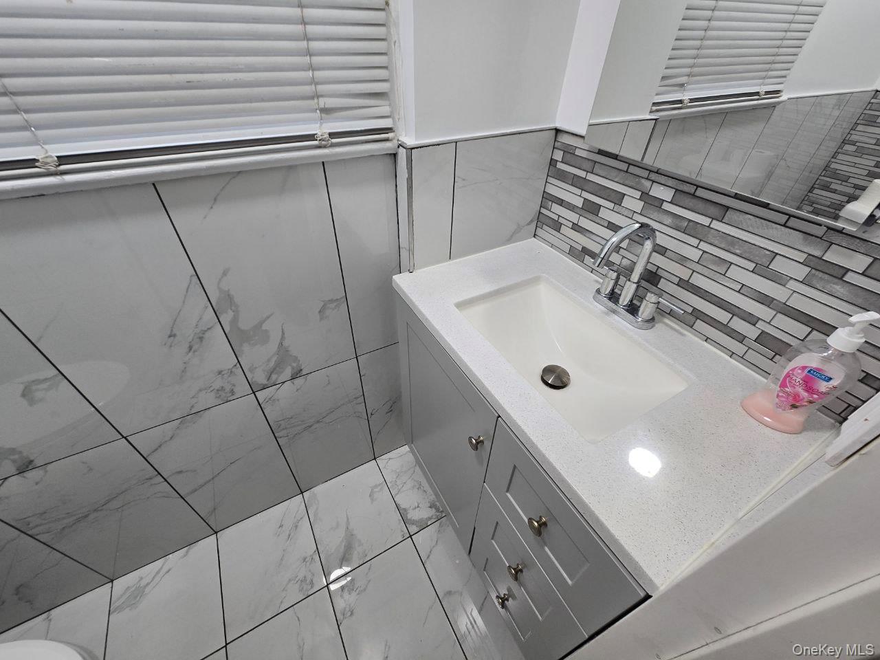 3175 Layton Avenue – For Rent photo 11