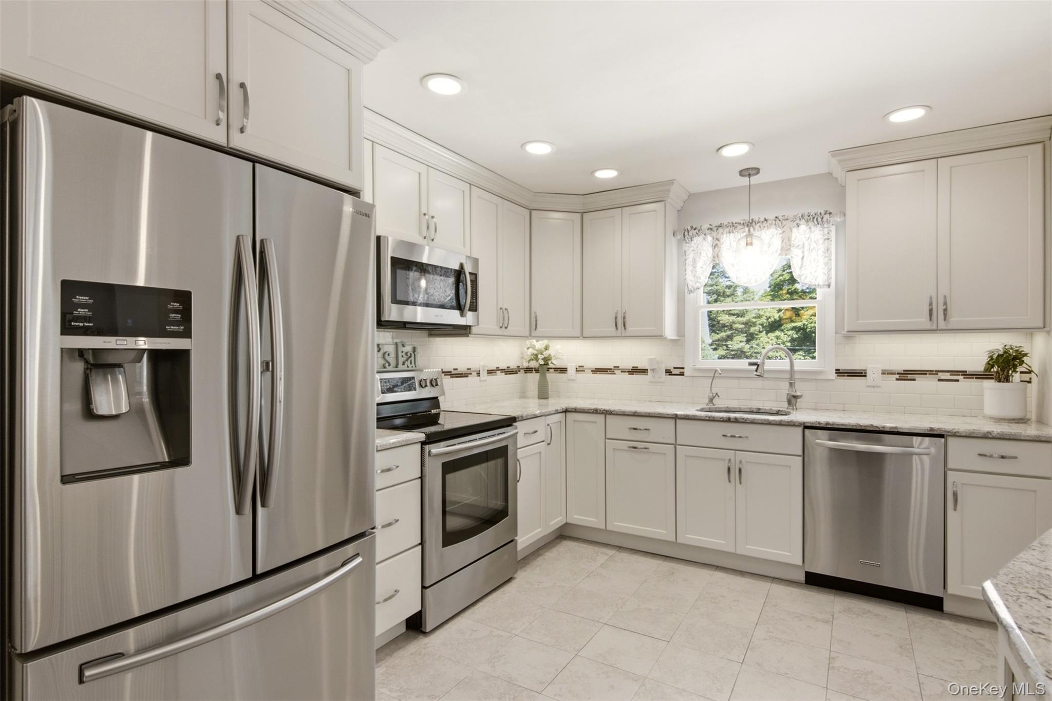 224 Holbrook Avenue – For Sale photo 17