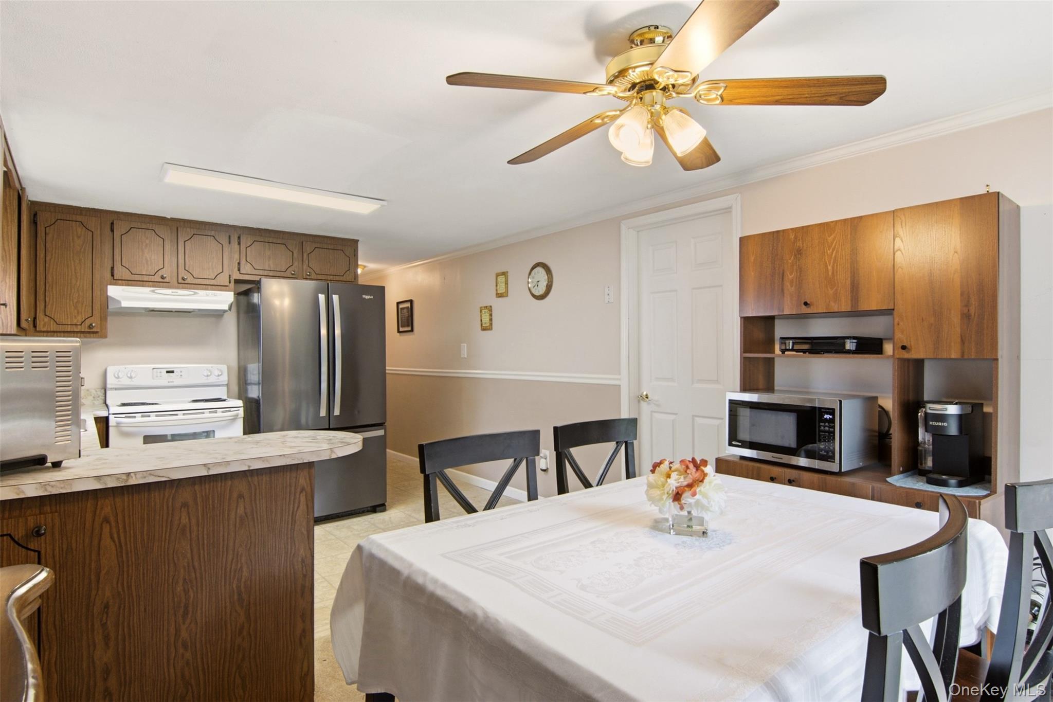 224 Holbrook Avenue – For Sale photo 31