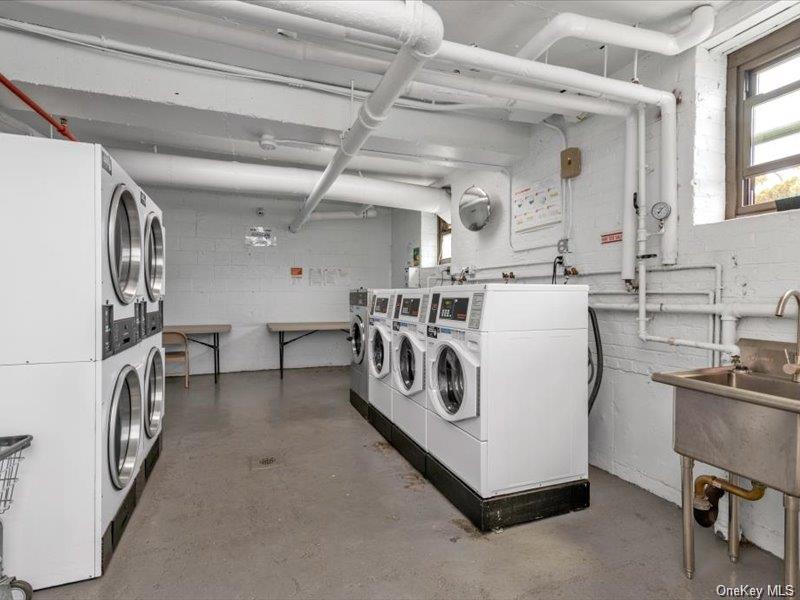 88-09 Northern Blvd, Unit A104 photo 9