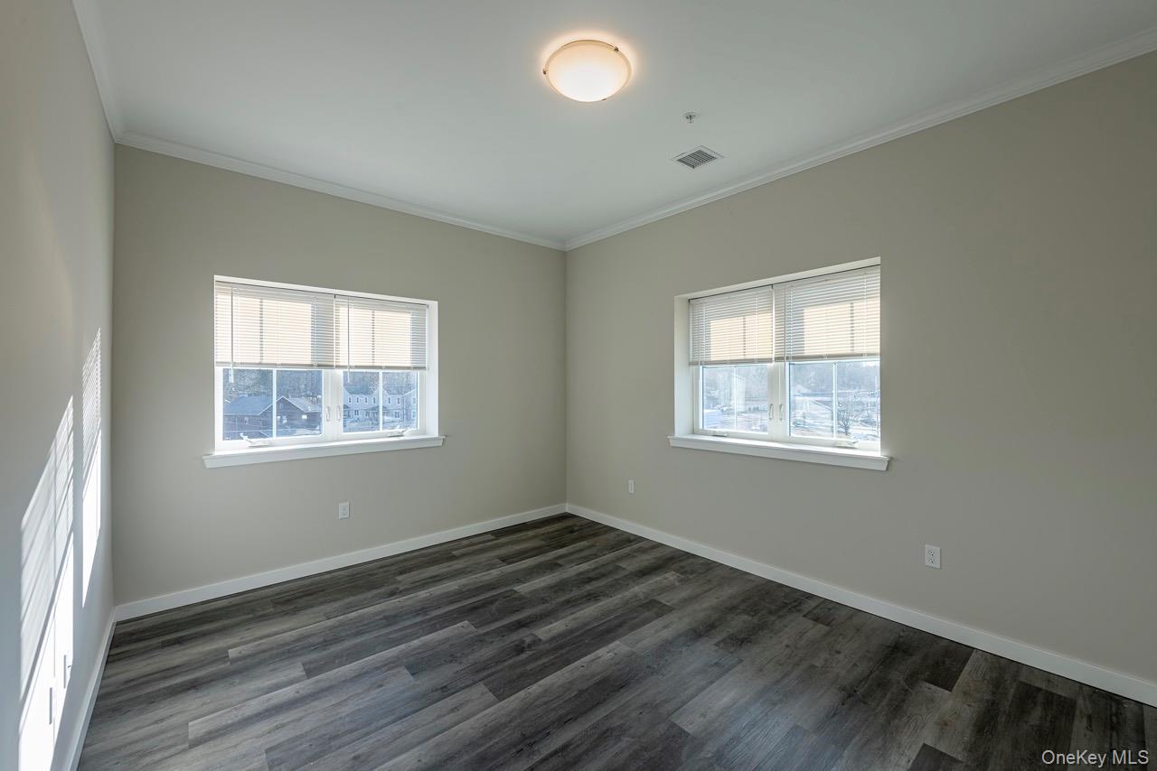 87 N Chestnut Street, Unit 101 photo 2
