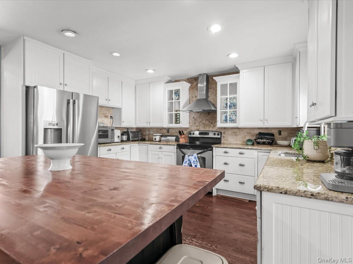 1262 Barberry Road – For Sale photo 3