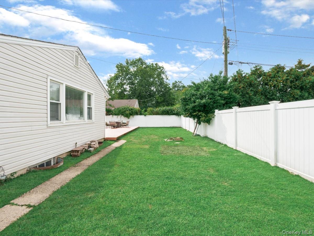 1262 Barberry Road – For Sale photo 16