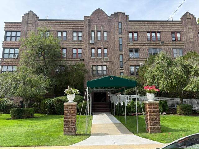 29 Woodmere Boulevard, Unit 2-B photo 3