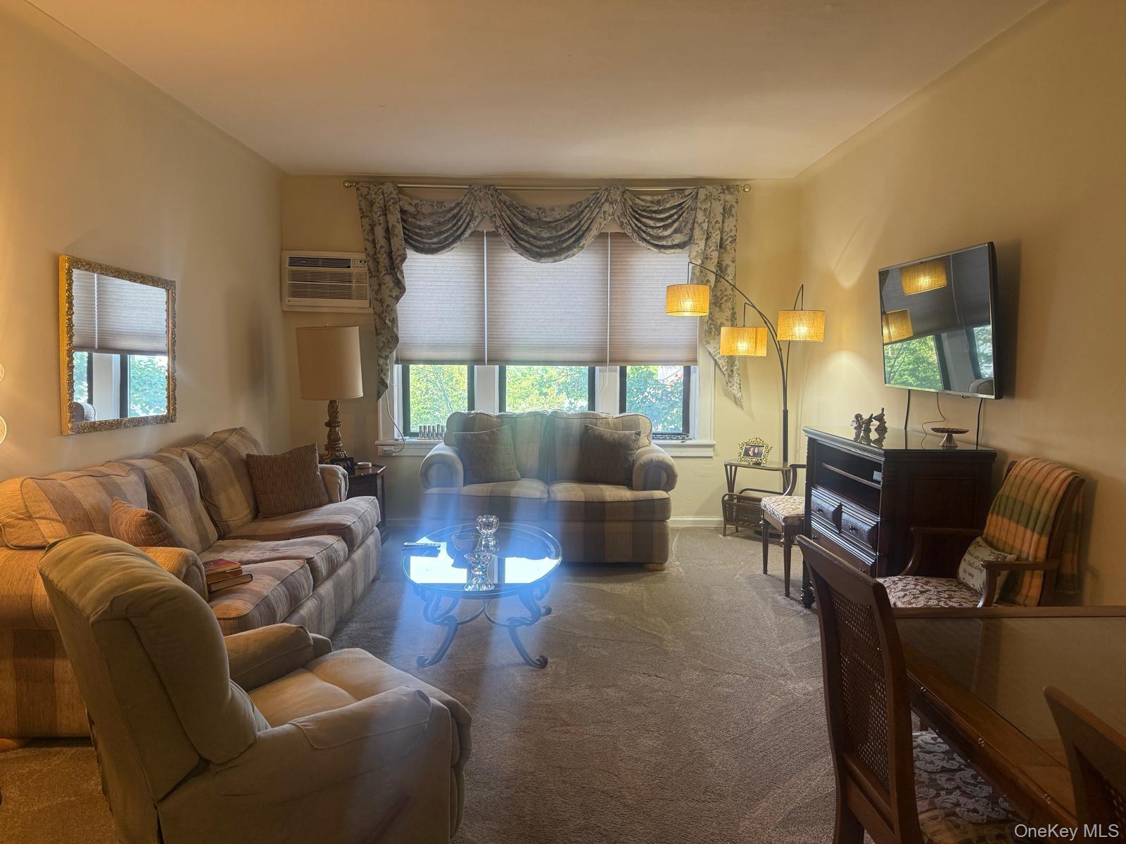 29 Woodmere Boulevard, Unit 2-B photo 17