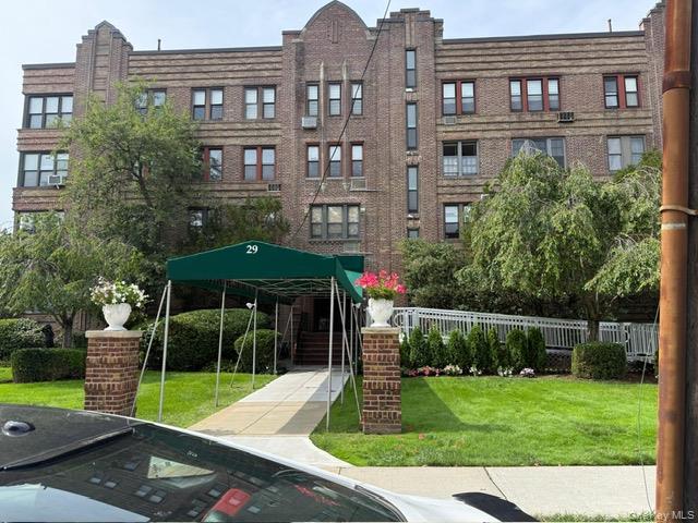 29 Woodmere Boulevard, Unit 2-B photo 2