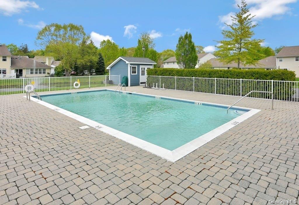 90 Mulberry Common – For Sale photo 27