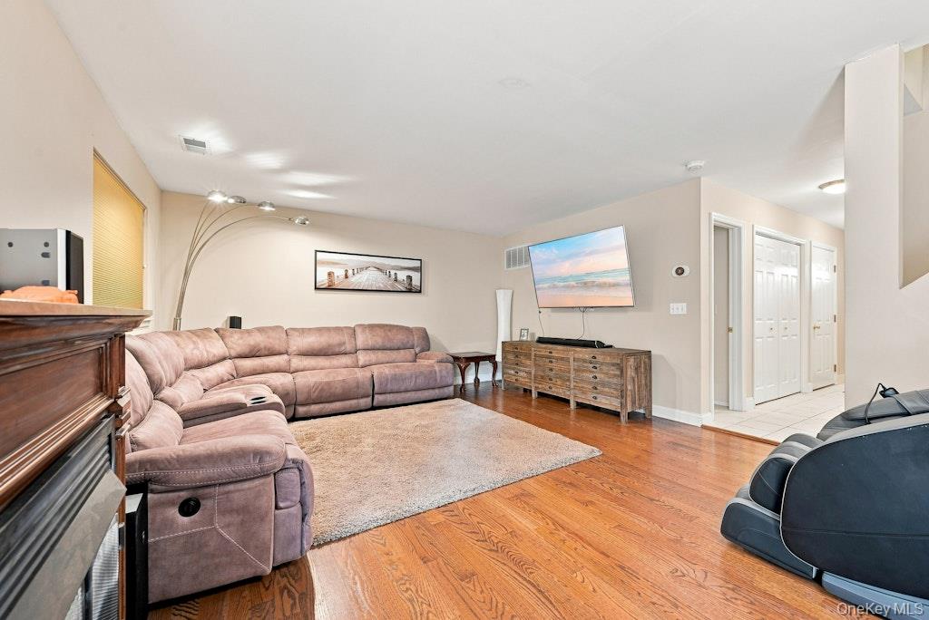 90 Mulberry Common – For Sale photo 12