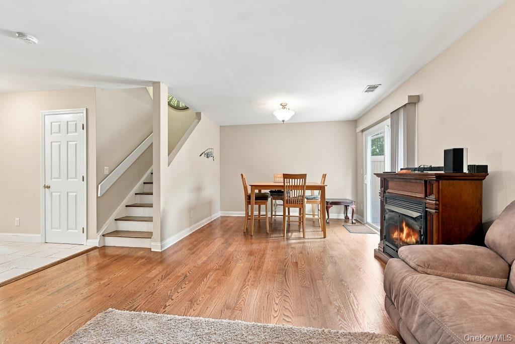 90 Mulberry Common – For Sale photo 10