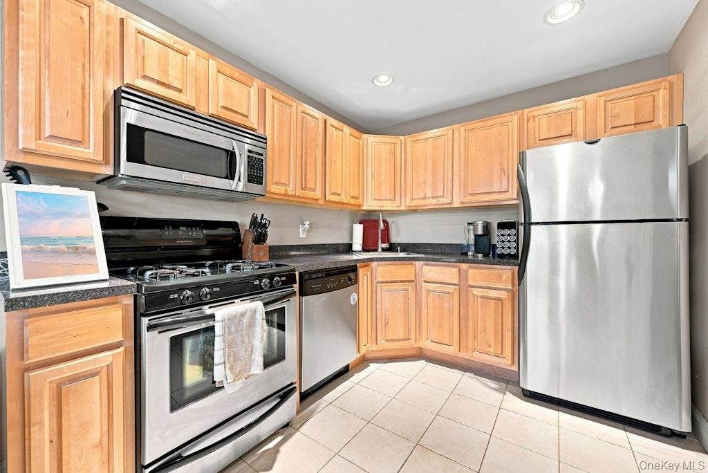 90 Mulberry Common – For Sale photo 3