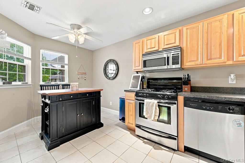 90 Mulberry Common – For Sale photo 4
