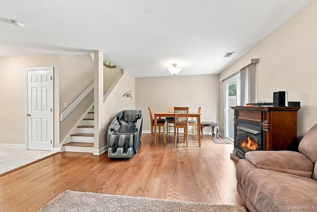 90 Mulberry Common – For Sale photo 9