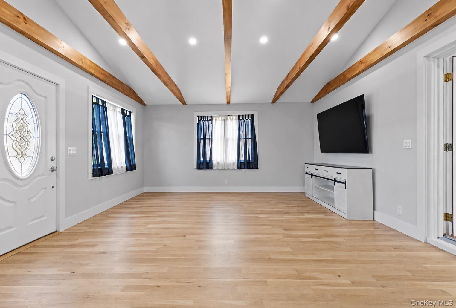 55 Alhambra Road – For Rent photo 6