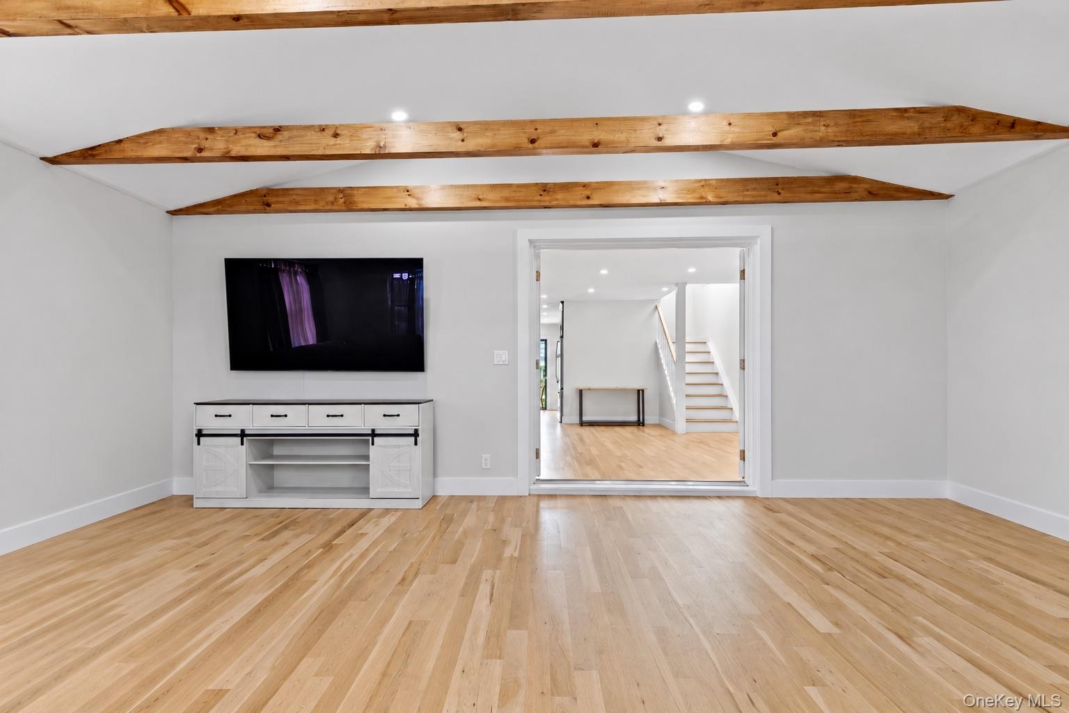 55 Alhambra Road – For Rent photo 2