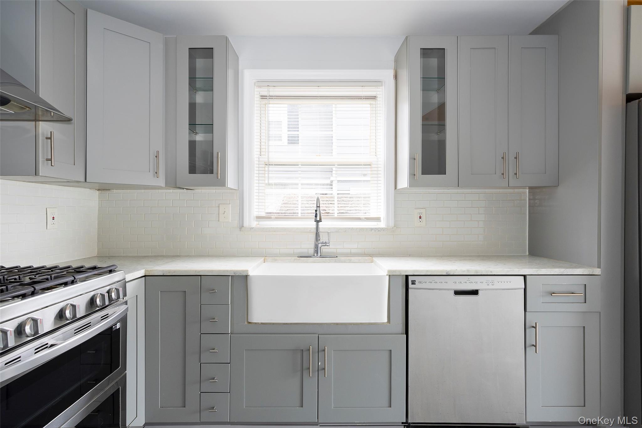 67 S Grand Avenue – For Rent photo 2