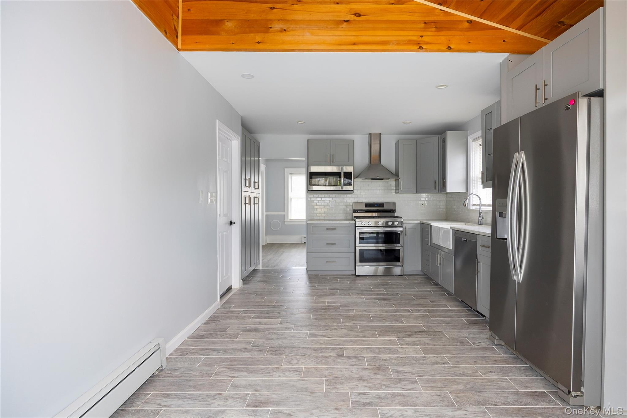 67 S Grand Avenue – For Rent photo 5