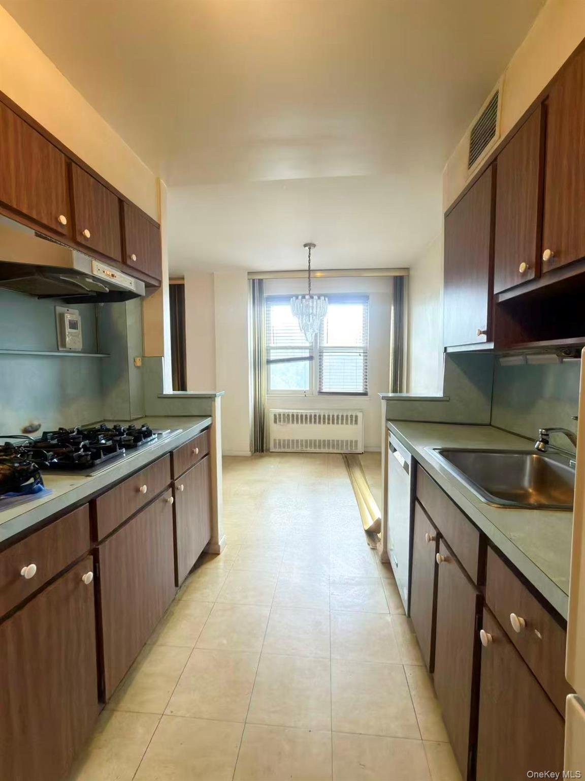 138-10 Franklin Avenue, Unit 6K photo 8