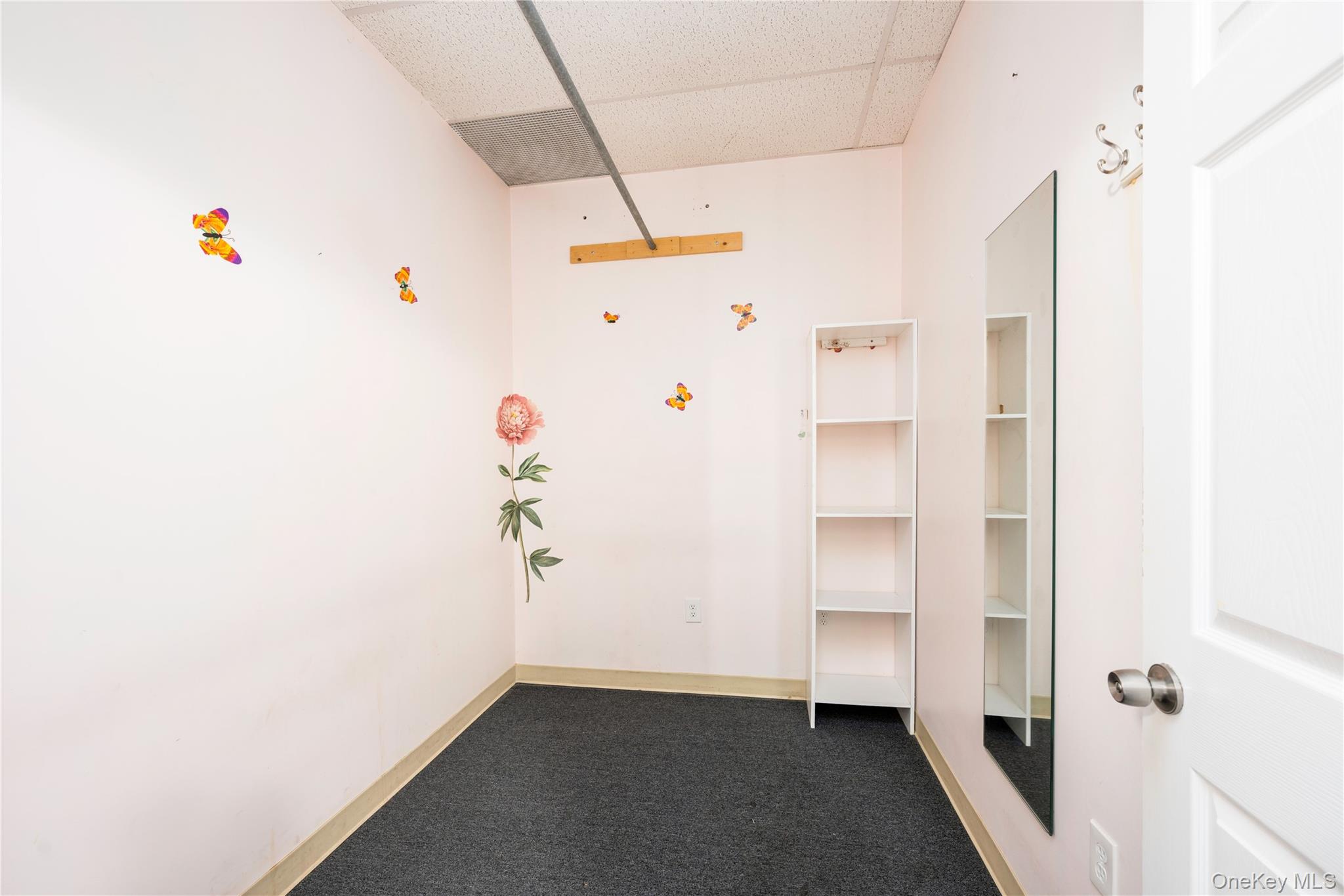 762 Main Street – For Rent photo 9