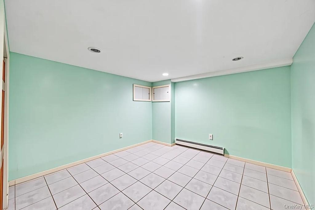 245-11 149th Road – For Sale photo 35