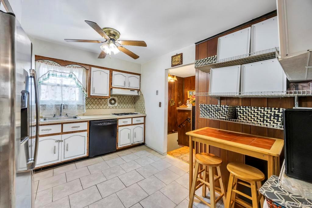 245-11 149th Road – For Sale photo 9