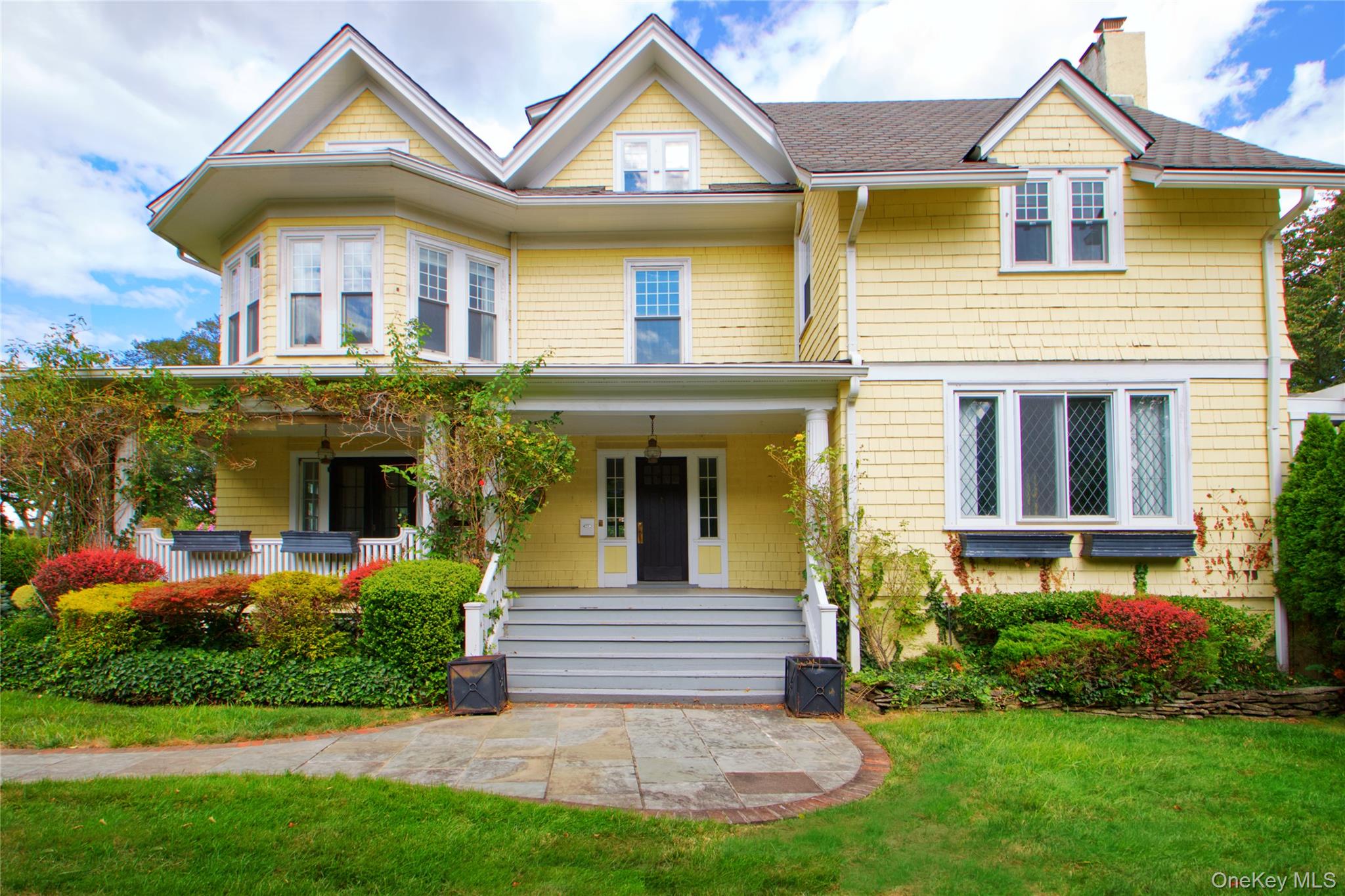 92 6th Street – For Rent photo 2