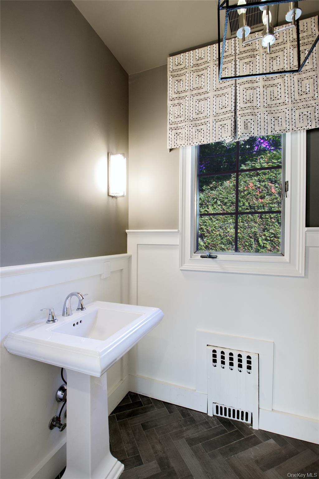 92 6th Street – For Rent photo 10