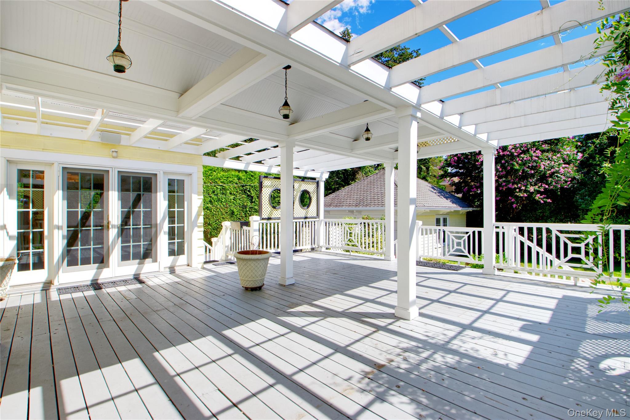 92 6th Street – For Rent photo 26