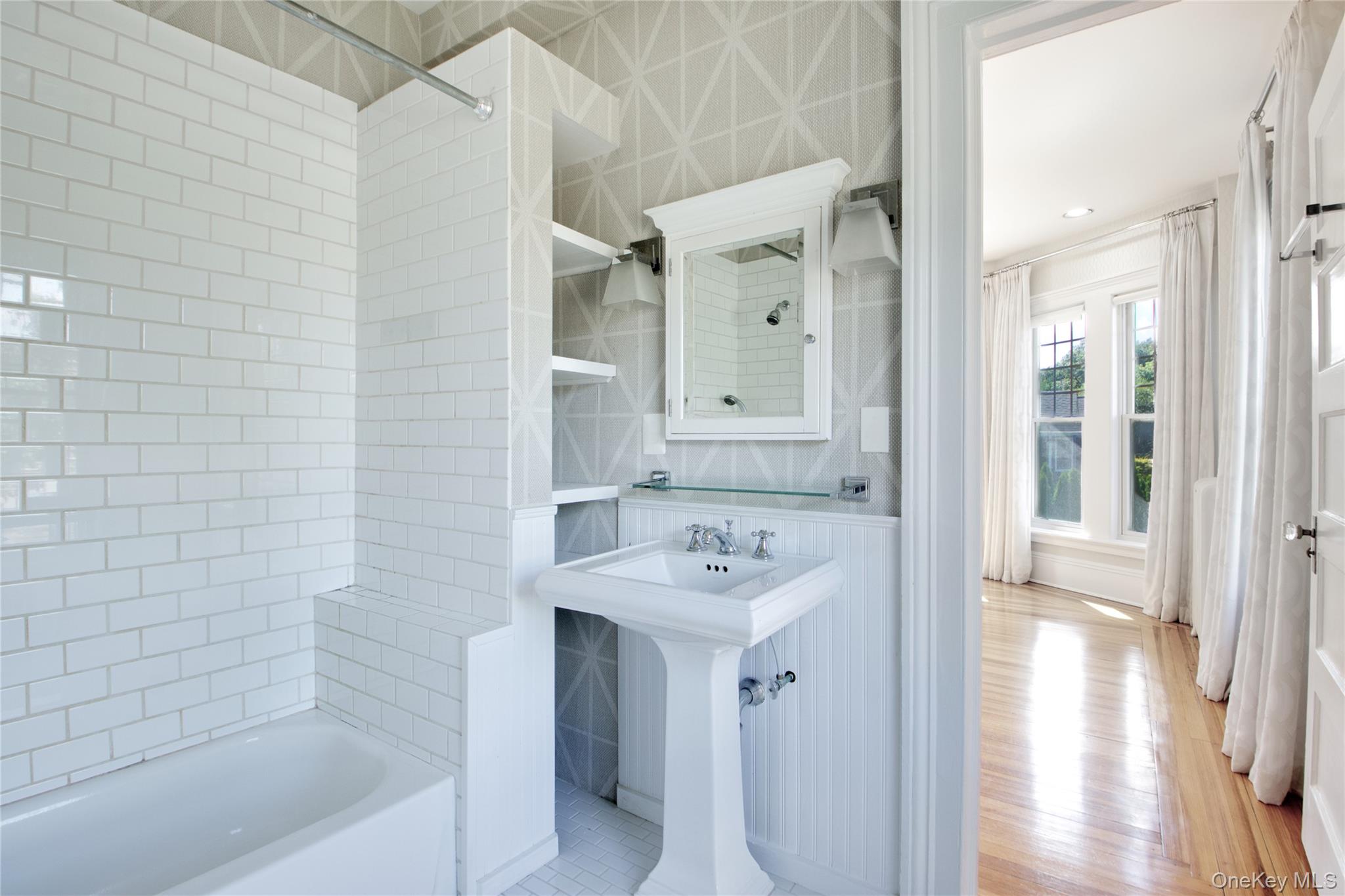 92 6th Street – For Rent photo 17