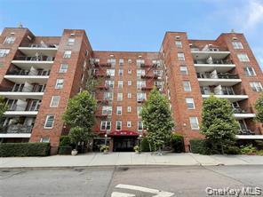 84-70 129 Street, Unit 6J photo 9