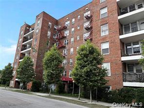 84-70 129 Street, Unit 6J photo 8