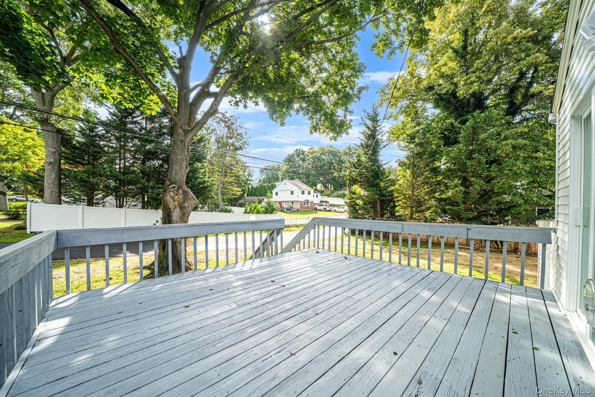 14 Millers Road – For Sale photo 6