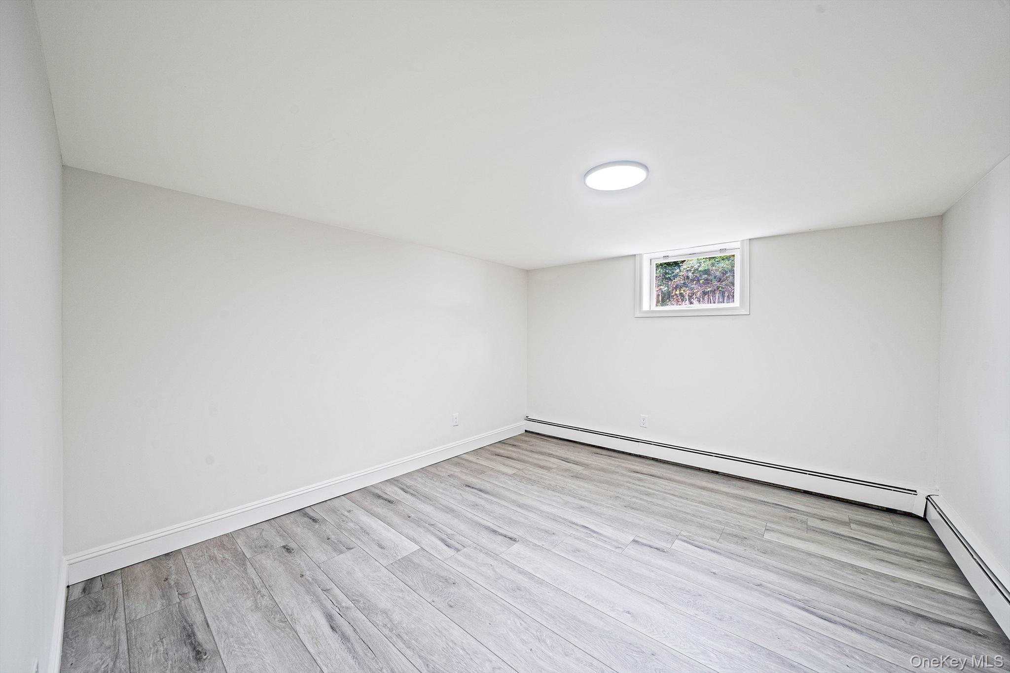 14 Millers Road – For Sale photo 17