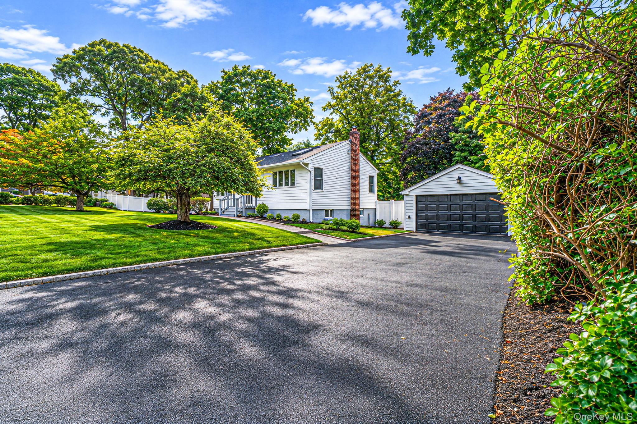 14 Millers Road – For Sale photo 2