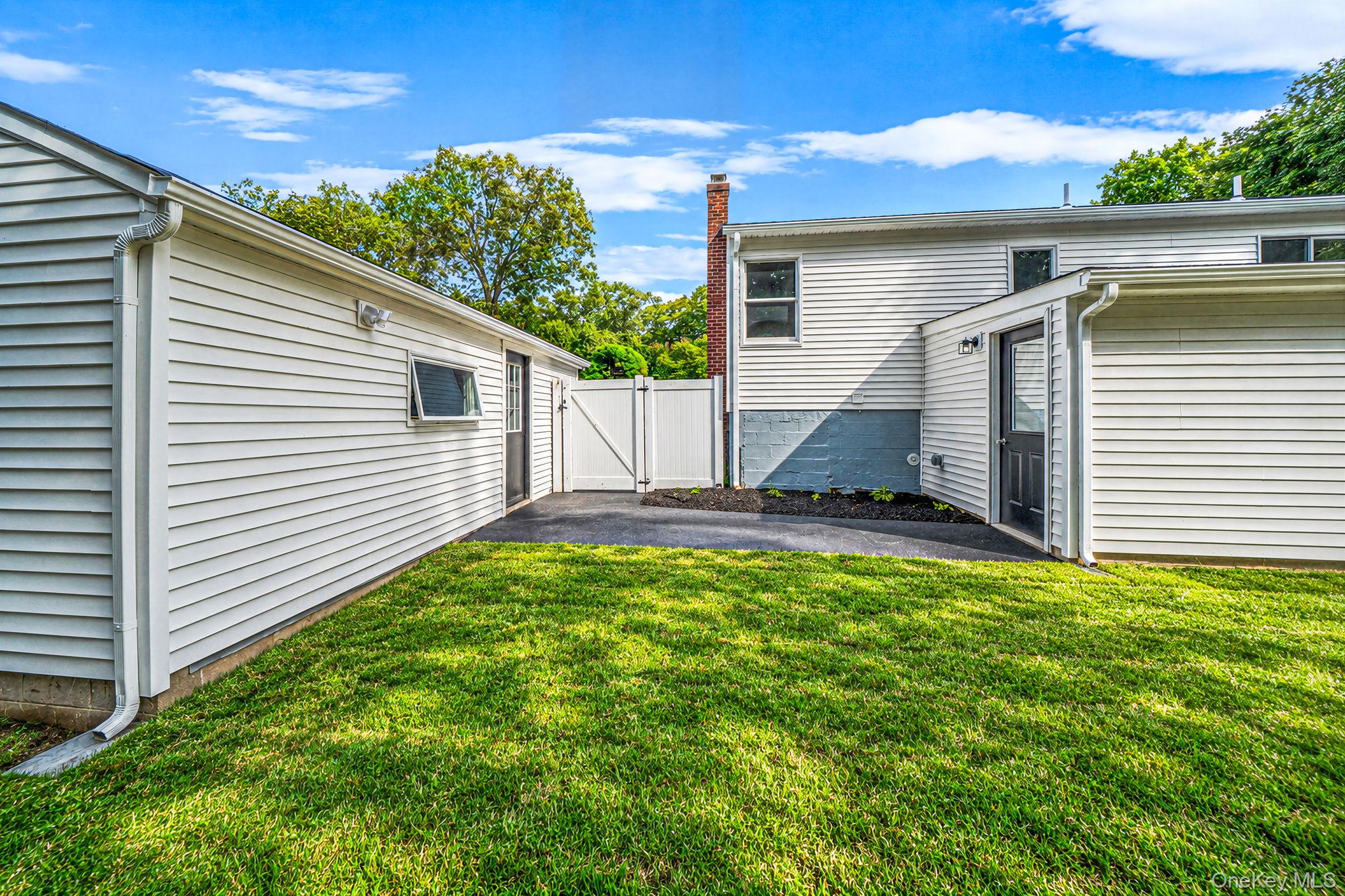14 Millers Road – For Sale photo 5