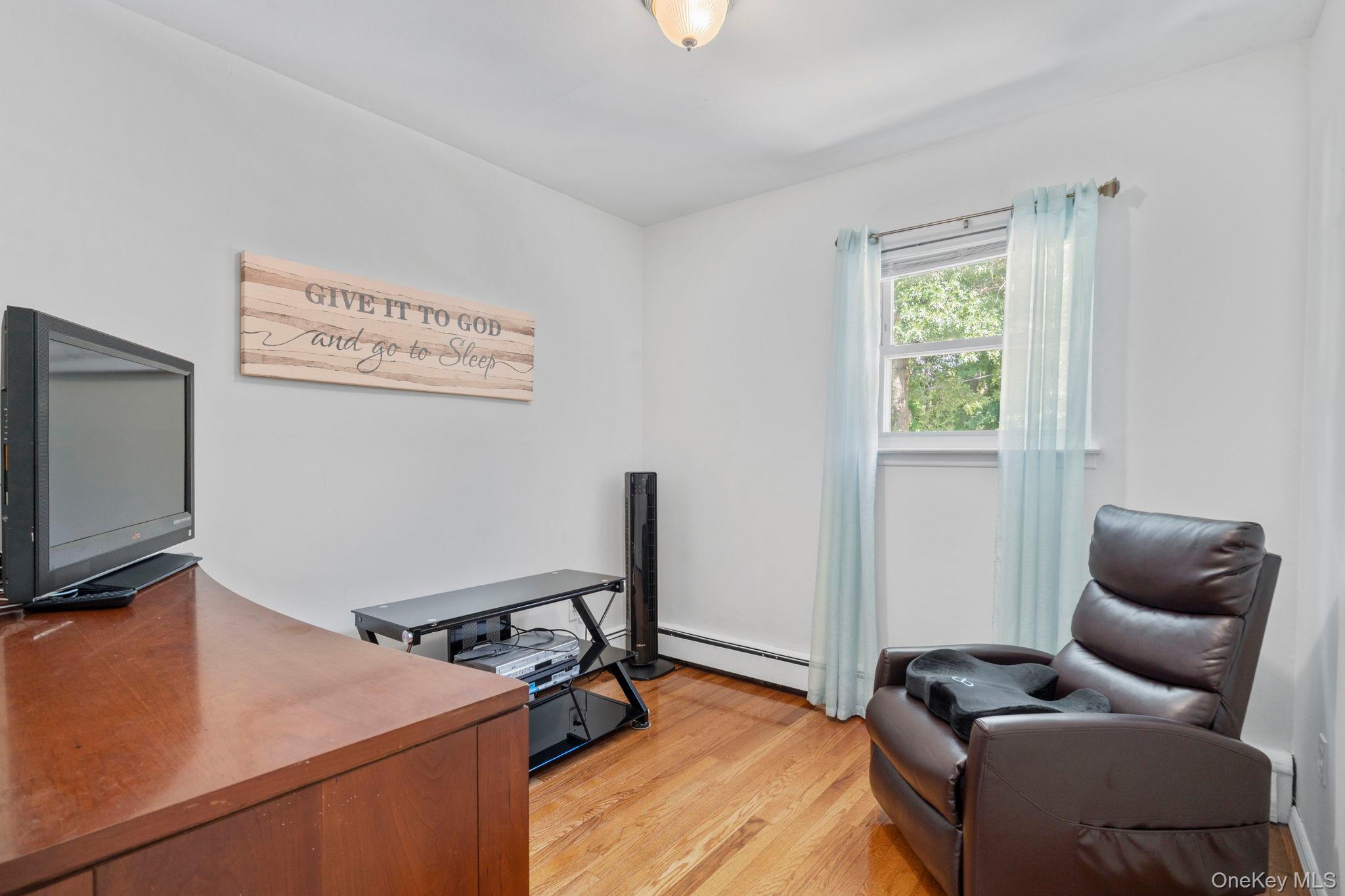 18 Brooklyn Avenue – For Sale photo 19