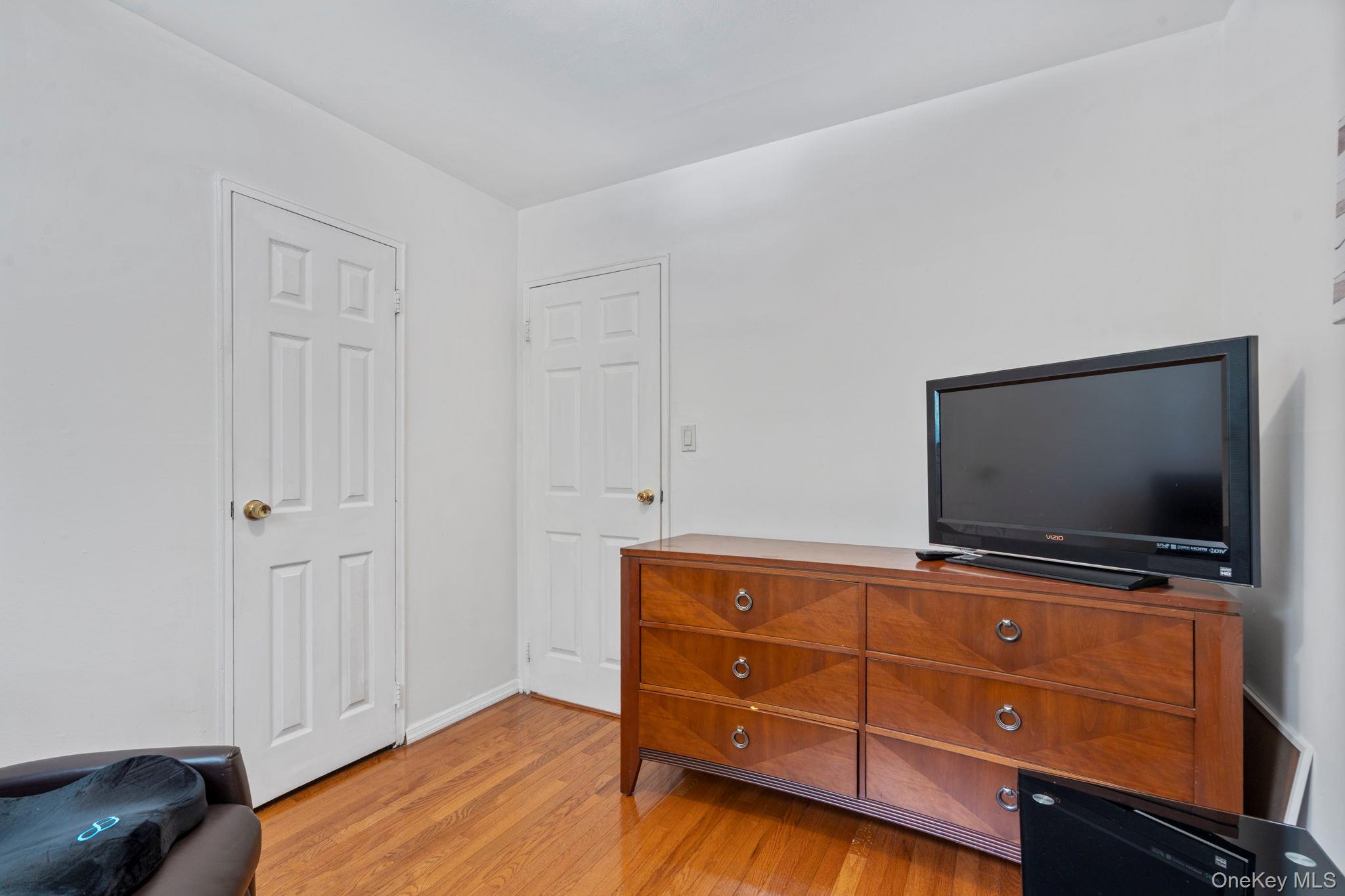 18 Brooklyn Avenue – For Sale photo 20
