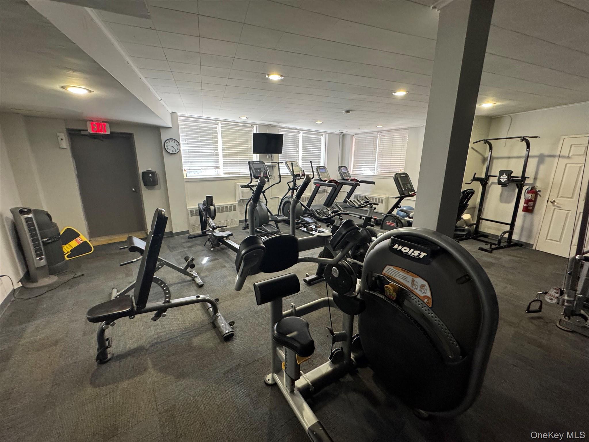 750 Shore Road, Unit 1H photo 9