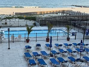 750 Shore Road, Unit 1H photo 5