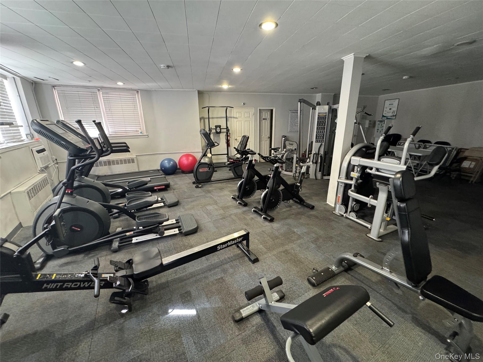 750 Shore Road, Unit 1H photo 10