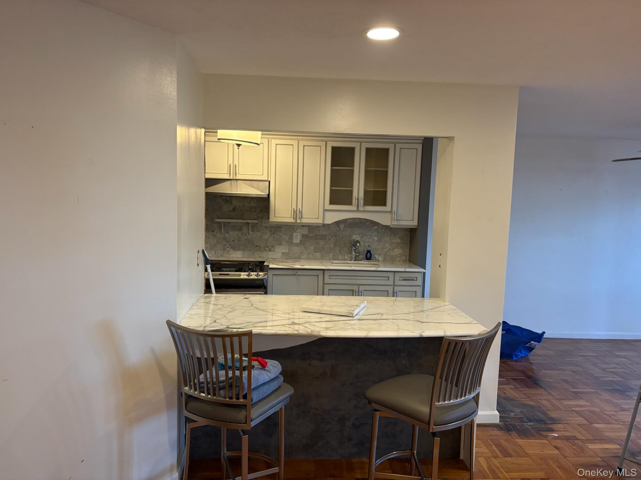 750 Shore Road, Unit 1H photo 16
