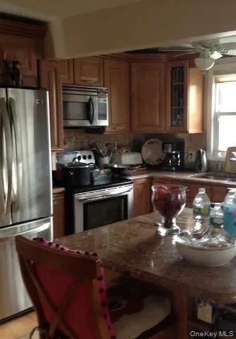 326 Lincoln Avenue – For Sale photo 4